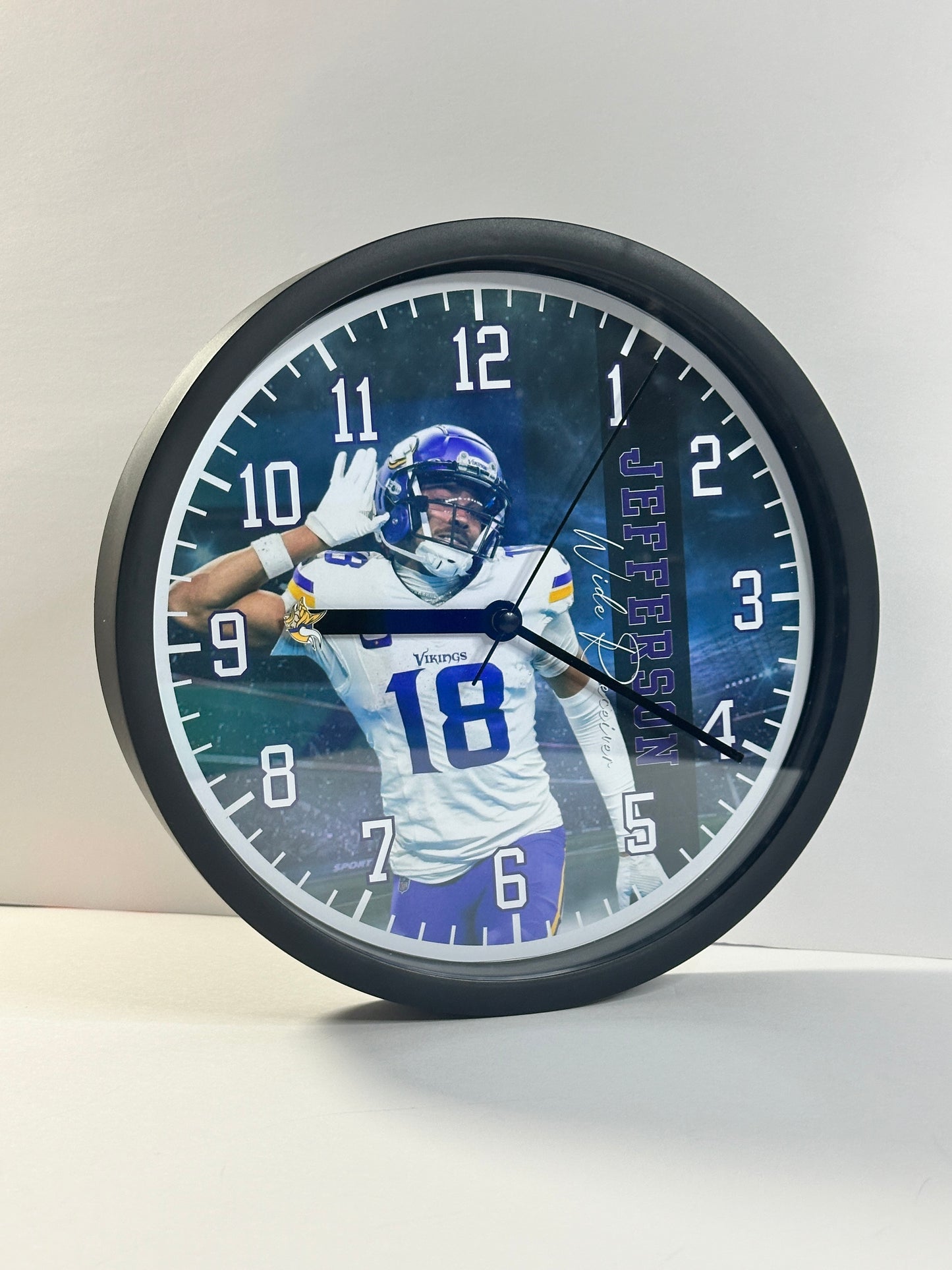 The Gametime Clock (Custom Sports Wall Clock – Fully Assembled)
