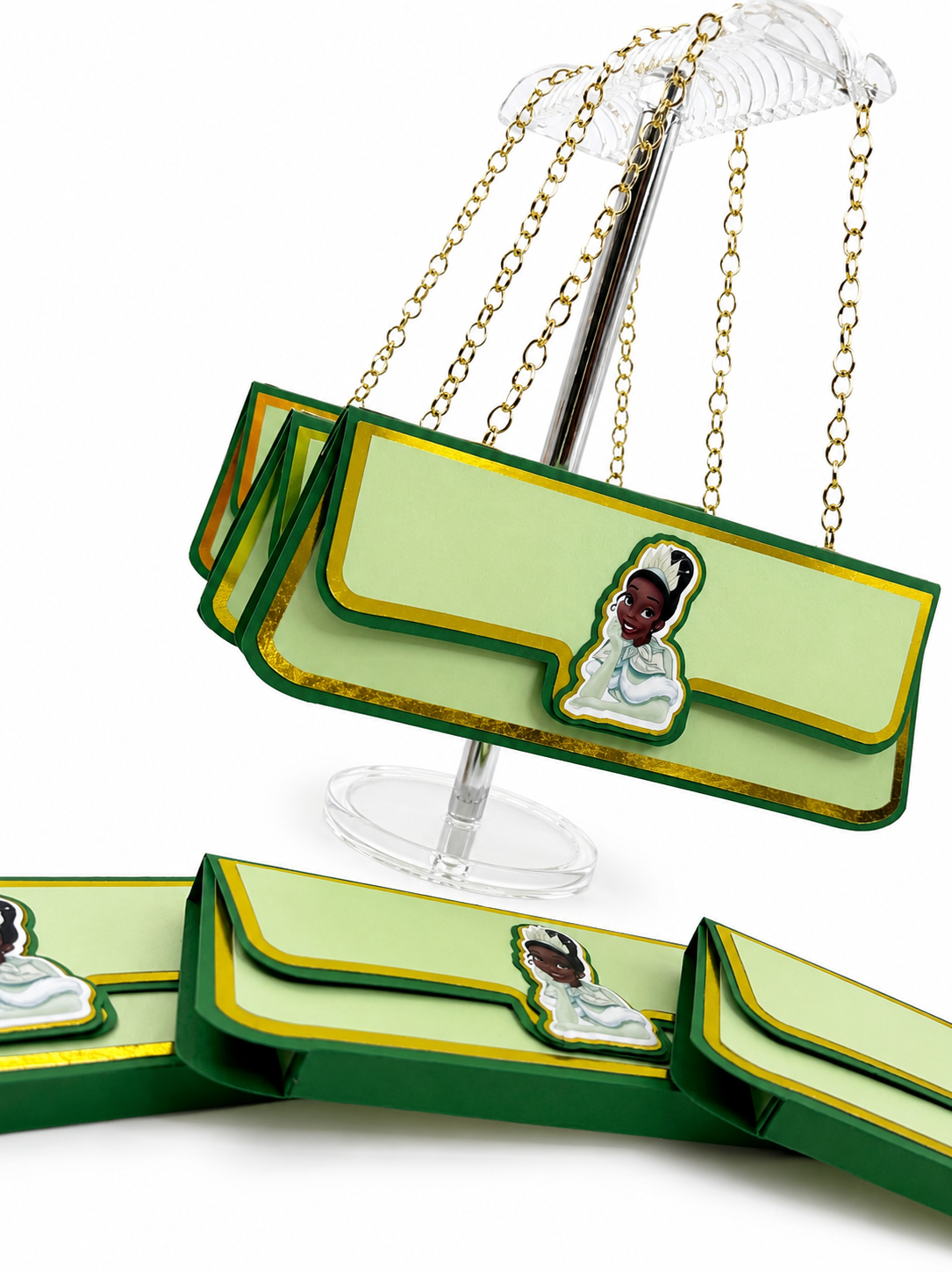 The Candy Clutch (6 Count – Fully Assembled)